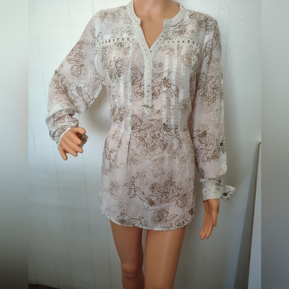 VINTAGE AMERICA Floral Sheer Blouse with Lace Trim Size L